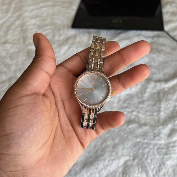 Watch - Picture 3 of 3